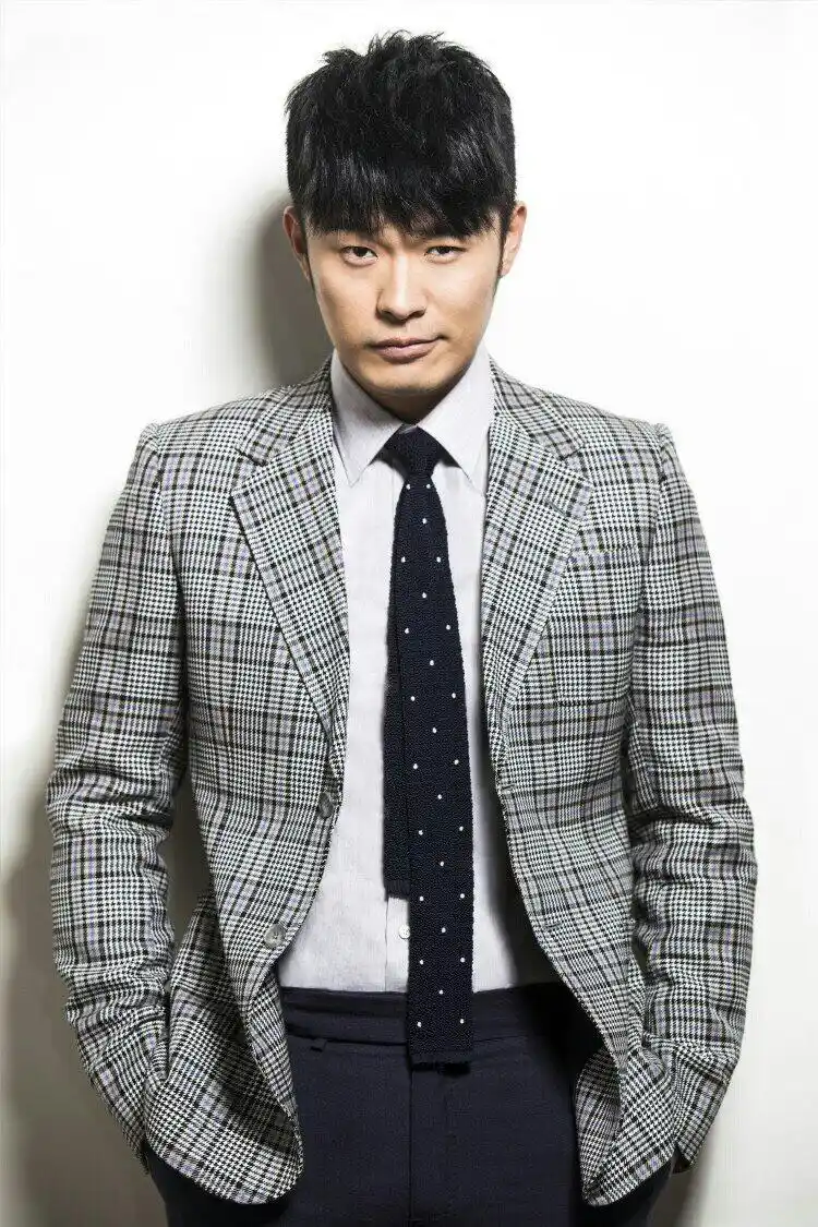 陈赫的四个角色,机灵的快递员,幽默的学徒,你喜欢哪一个?