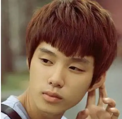 男人就是型和你一起分享帅气的男生直刘海发型