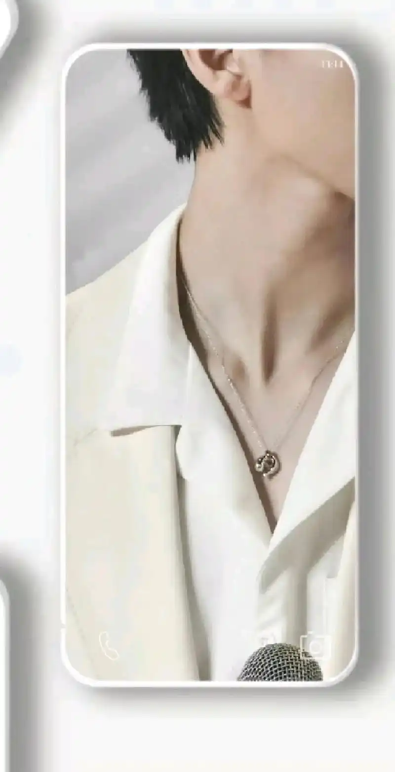 喉结 啊啊啊杀疯了#王俊凯 #喉结杀 #壁纸  - 抖音