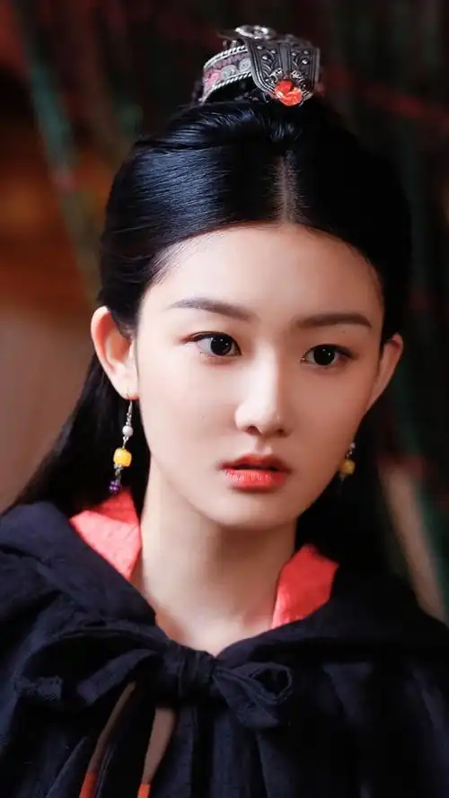 烈火如歌-蝶衣-袁雨萱饰