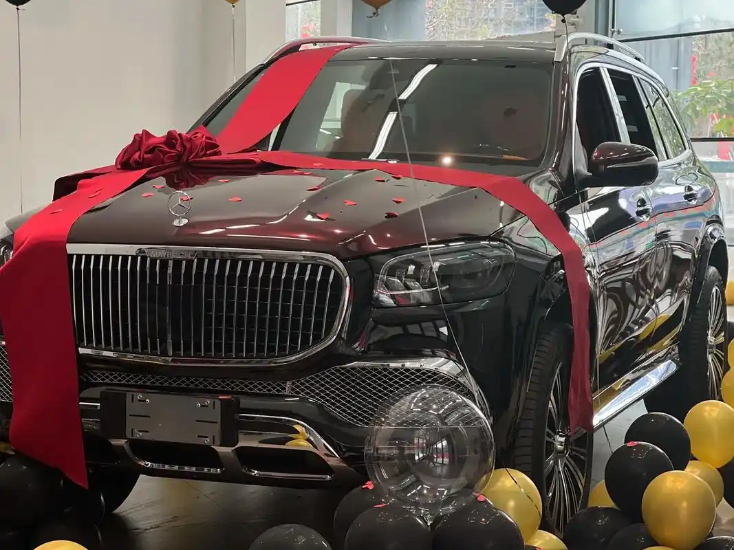 迈巴赫s600爱马仕橙