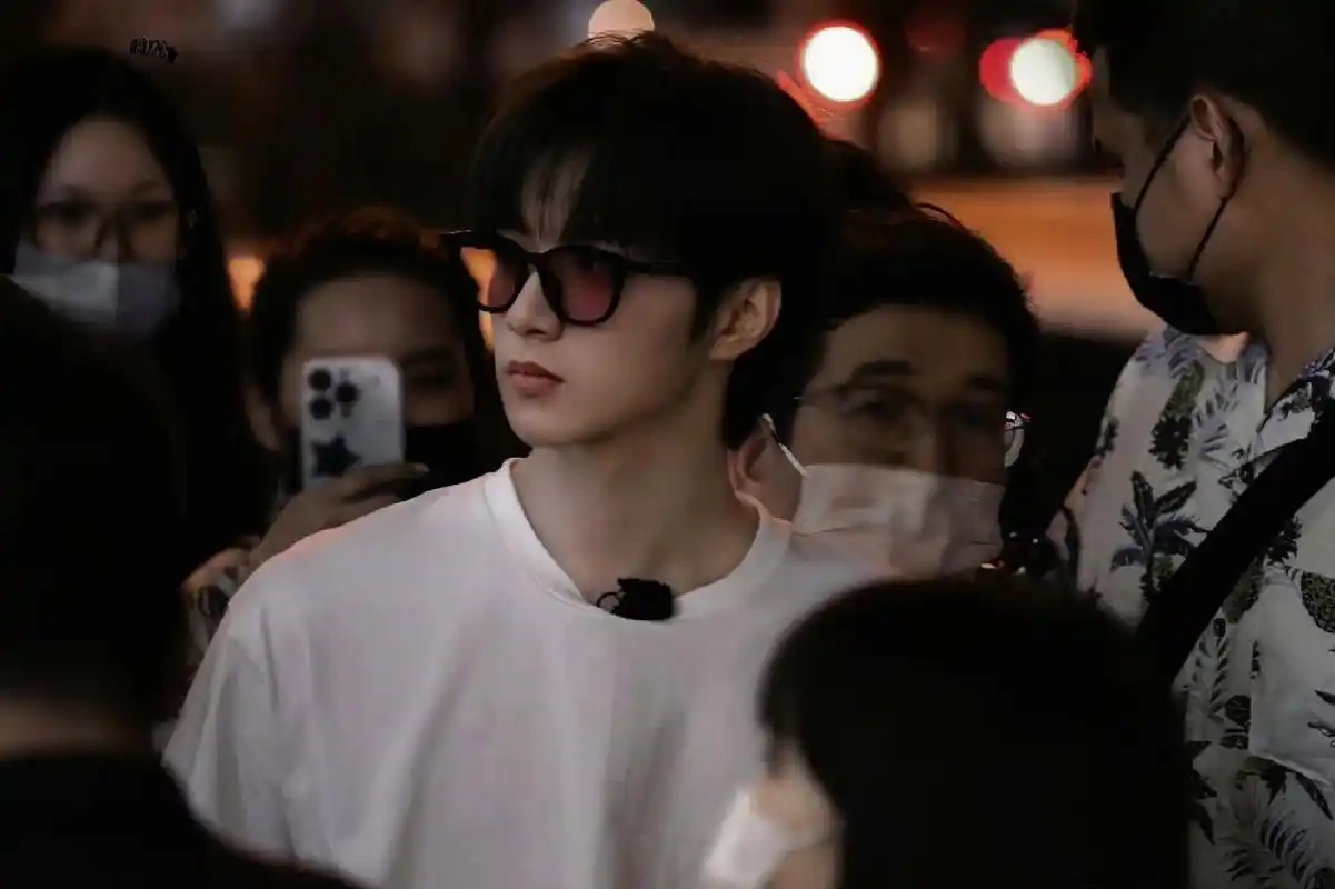 刘耀文! cr:殺伐61刘耀文