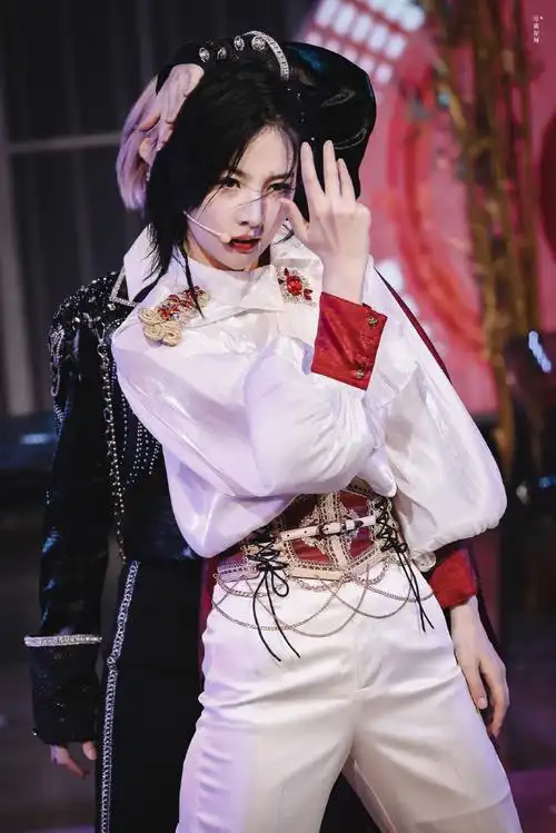 赵粤毕业公演##赵粤毕业快乐