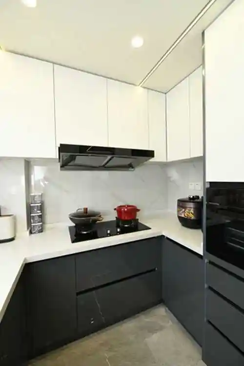 浦东高行馨苑90平现代简约风格三室户装修效果图