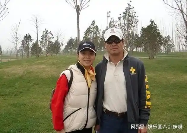 尤勇智再婚22年娶小10岁沈蓉至今未育事业就是他的孩子