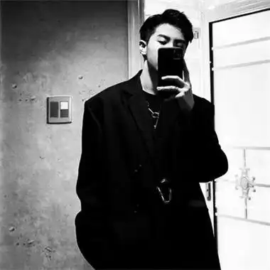 冷漠霸气的超酷个性男生头像图片帅气男生高清头像图片最新大全