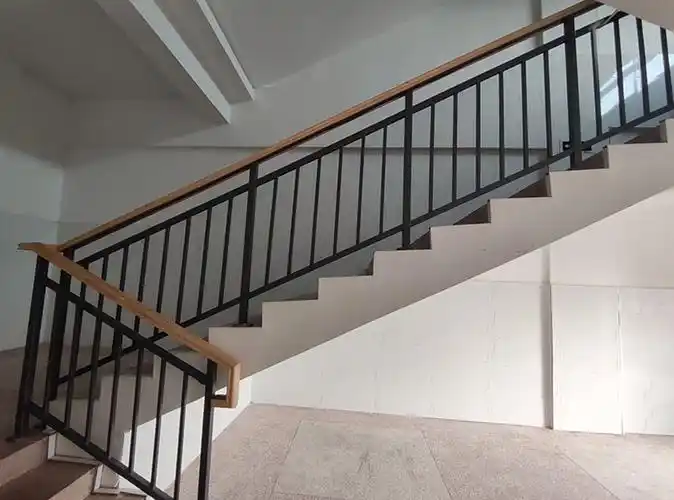 别墅楼梯扶手安装-楼梯扶手安装-中凯护栏厂家(查看)