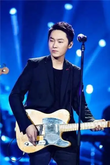 实力歌手「梁博」的 经纪人