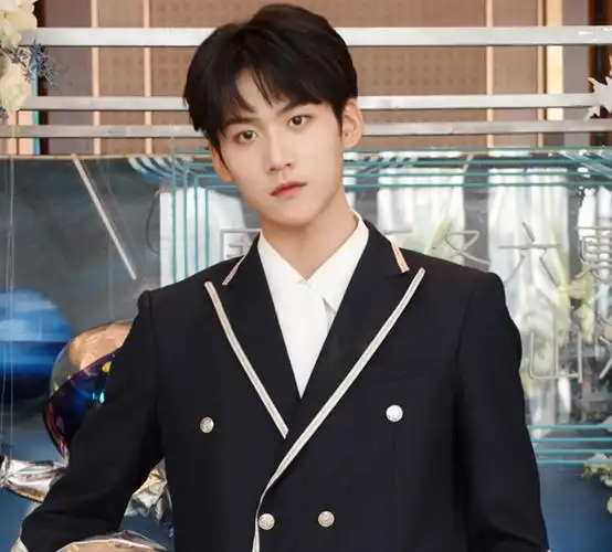 周柯宇个人资料 周柯宇为什么被骂-蟋蟀号