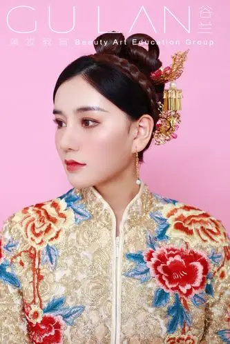 中式秀禾新娘造型