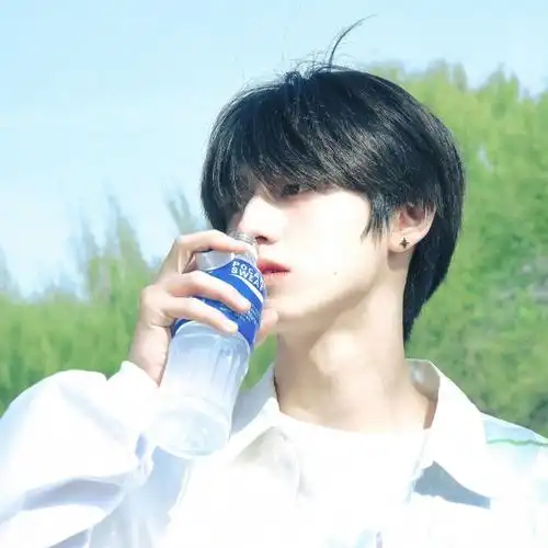 朱志鑫头像04    @tf家族-朱志鑫    #朱志鑫