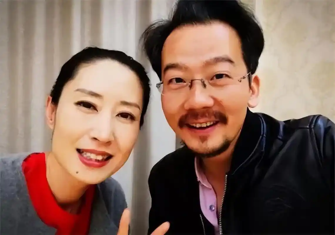 有种"整容"叫刘敏涛离婚,富豪老公变化不大,她却像换了个人