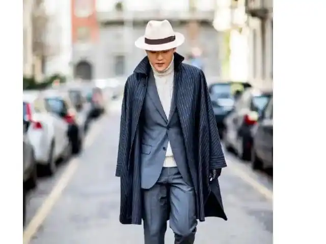 男士穿西服戴什么帽子