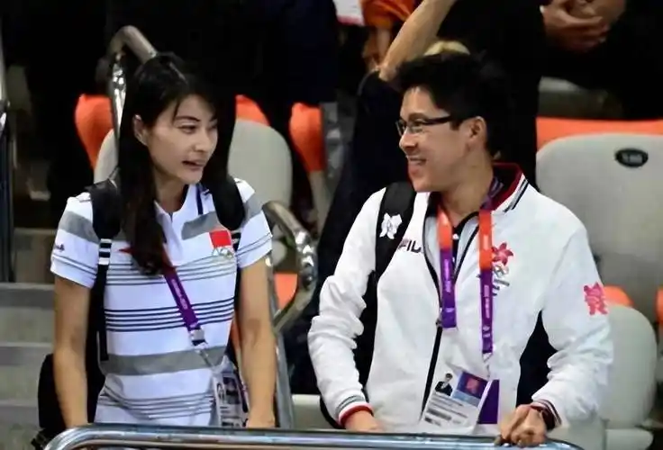 他的回答,堪称教科书_郭晶晶_丈夫_豪门