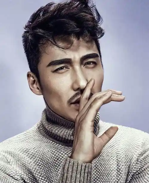 模特胡兵个人资料简介(中国第一男模胡兵现状如何)-流速屋