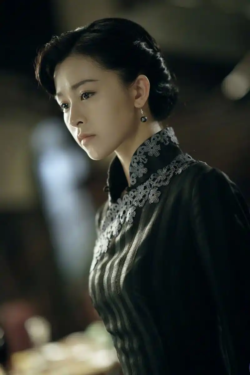 强烈推荐电视剧《风声》里的玉姐,永远的意难平初见便是惊鸿一瞥.