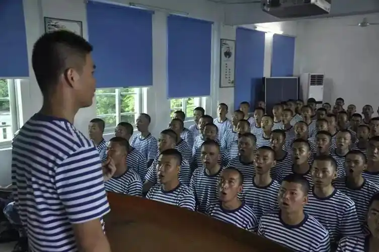 2018届新兵欢迎走进沙角大学