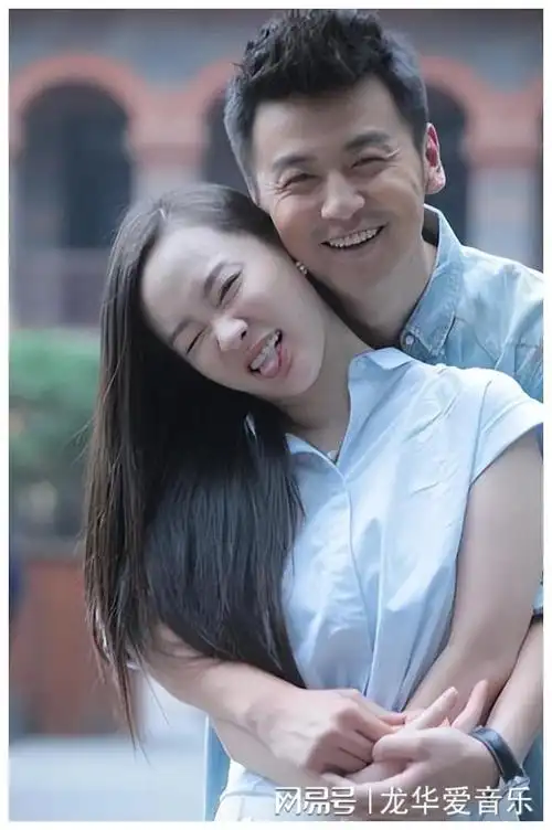 雷佳音妻子和我挤过10平方米的屋子我火了绝不能辜负她