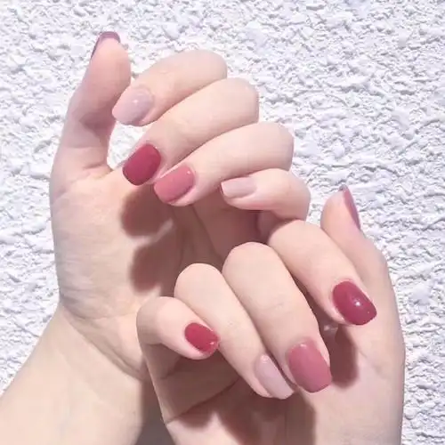 跳色美甲,来自颜色的魅力碰撞!_纯色