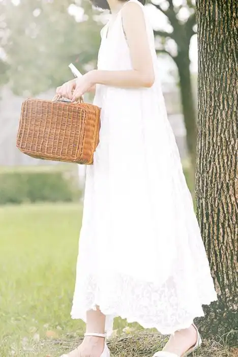 2018新小清新文艺范全刺绣白色背心连衣长裙森系白裙子小白裙