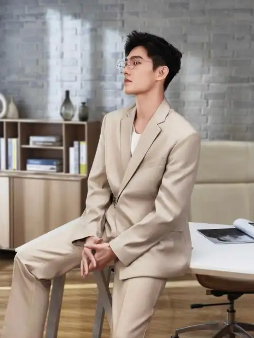 杨洋高清生图##杨洋别名杨不修