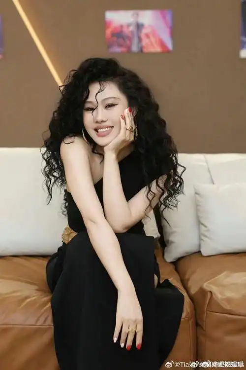 耳帝评袁娅维##耳帝评袁娅维bored