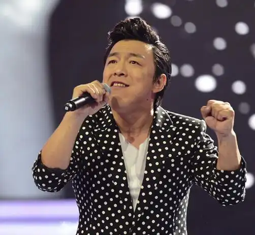 8月26日,中国好声音迎来史上最大牌学员——黄渤,携《心花路放》剧组