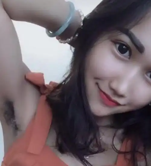 如果不小心露出腋下的毛发,相信大部分女生都会羞红了脸