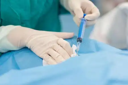 cvp颈内静脉穿刺照片