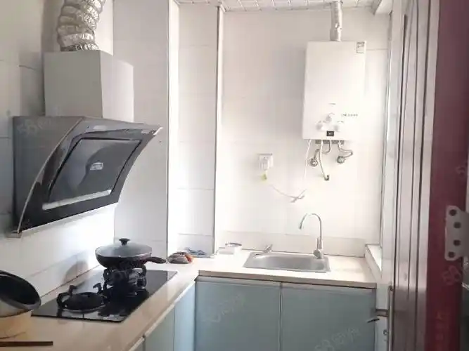 长租短租急租鄱阳湖附近怡芳苑两室一厅一厨一卫家电齐全