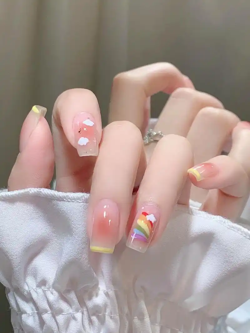 夏日小清新彩虹美甲#超好看的美甲 #美甲分享 #彩虹美甲 # - 抖音
