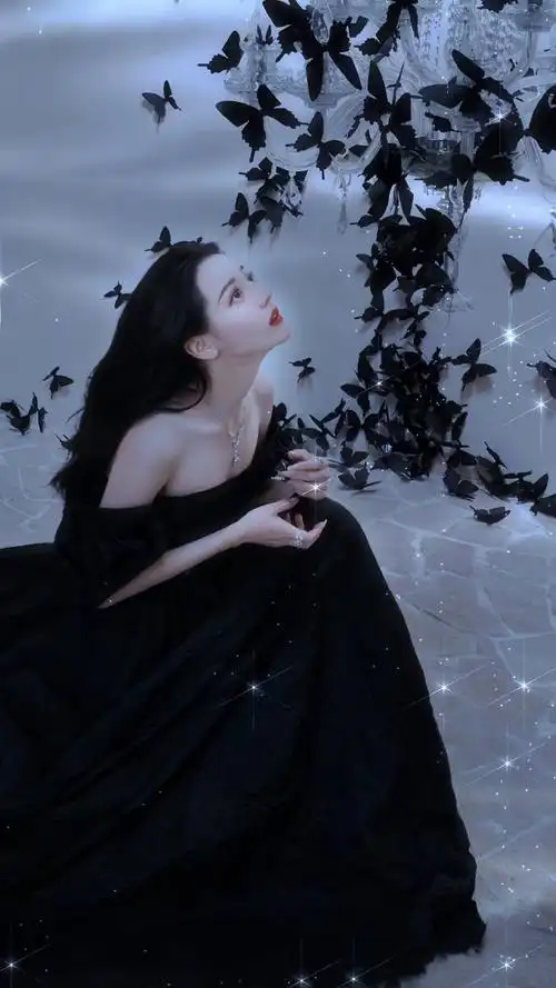 迪丽热巴和烟烟甜美爱情故事