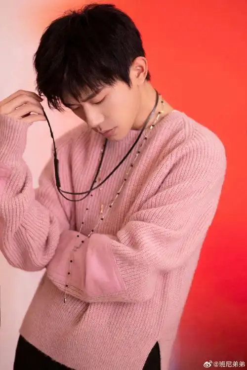 易烊千玺生日单曲喝酒声##易烊千玺新歌喝酒声##易烊千玺23岁扇日