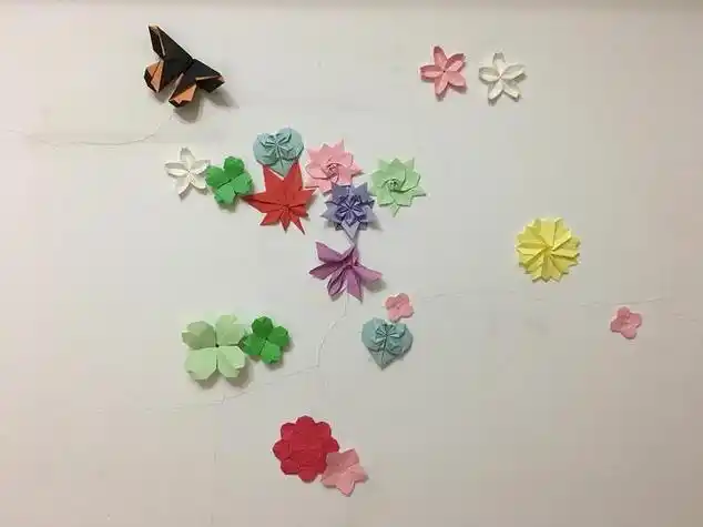 折纸贴墙上如何贴漂亮 手工折纸大全-普车都