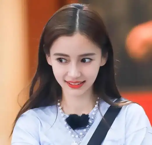 陈伟霆黄晓明接连沦陷事实证明杨颖才是真正的人间清醒