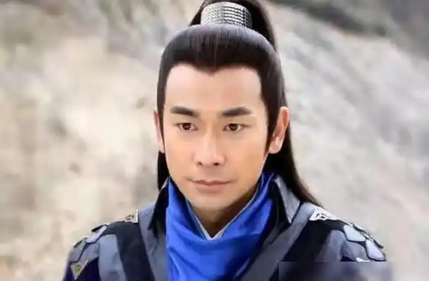 赵文卓拿下全国性健美操比赛的最佳表演,成了人们口中的"天才"