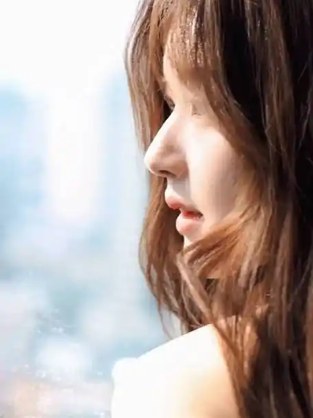 侧脸好绝![舔屏]# 赵露思