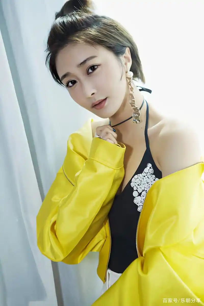 女歌手陈冰美图集锦