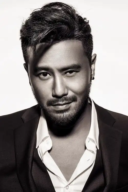 陈亦飞黑白质感大片来袭