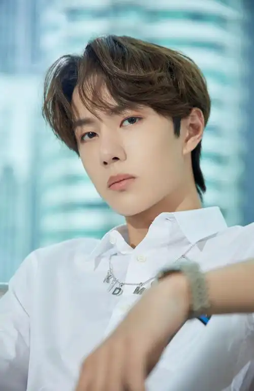 王一博清爽简约写真图片39