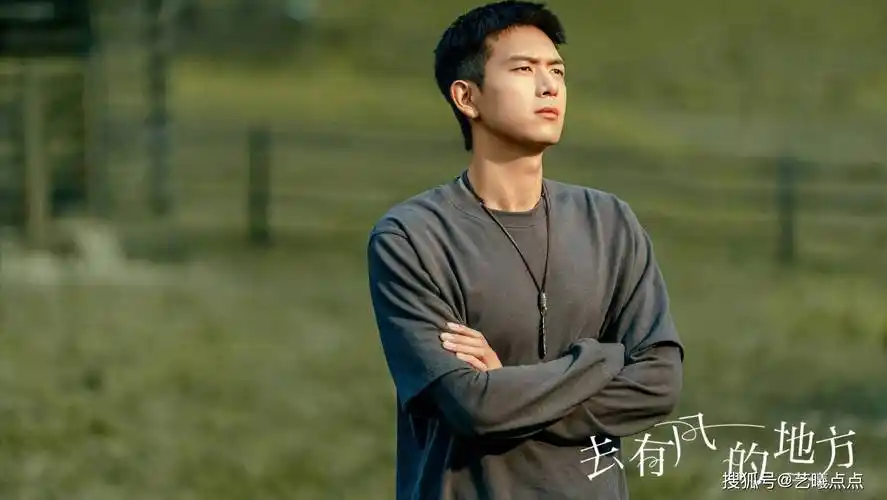 当今影视圈五位当红帅哥,吴磊排第五,李现只第三,谁榜首呢?