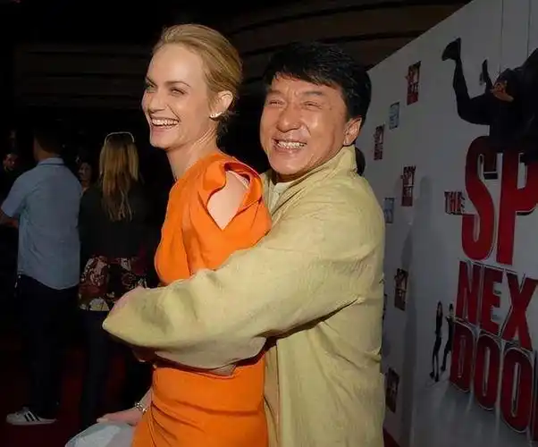 范冰冰超主动,章子怡被横抱起来|李冰冰_网易订阅