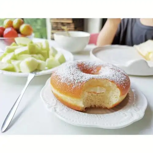 喜欢吃面包的小可爱