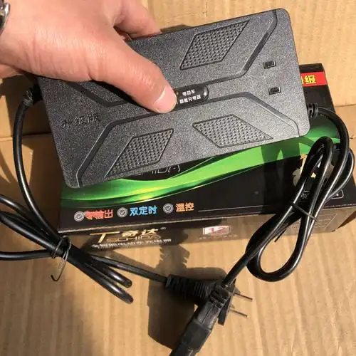 批发电瓶车三轮车充电器48v12ah50ah充满自停多重保护电池充电器