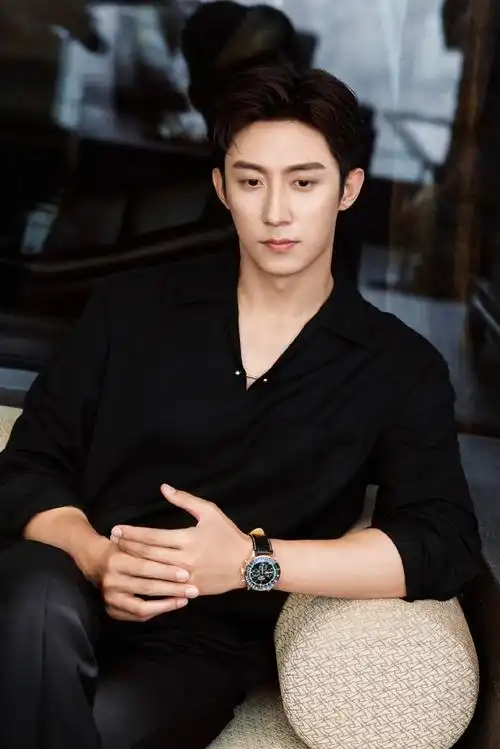 百年灵航空计时##百年灵##百年灵品牌代言人黄景瑜##一路向远