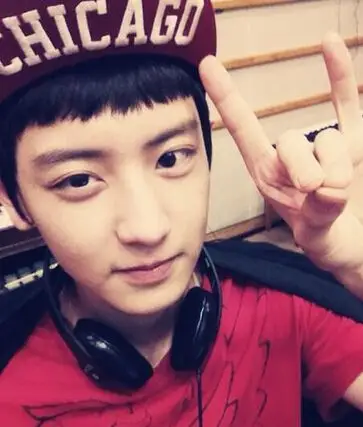 exo灿烈整容前照片 灿烈整容了吗 灿烈个人资料简历