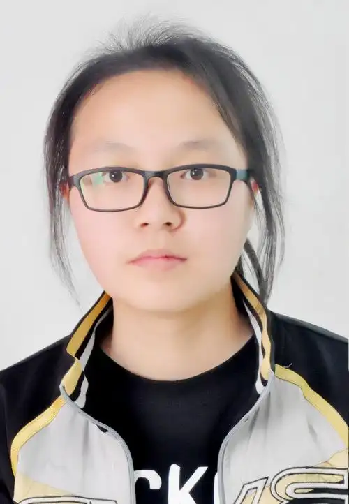 求大神把照片 改成 一寸 红底 的 谢谢 急急急