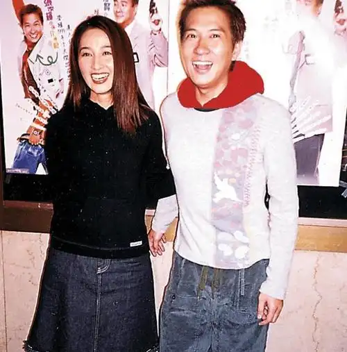 张家辉曾怀疑老婆被财阀盯上,对方多次提及关咏荷令他经常做噩梦