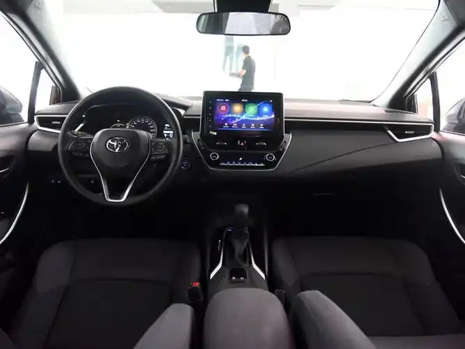 广汽丰田 雷凌 2019款 双擎 1.8h e-cvt豪华版 国vi