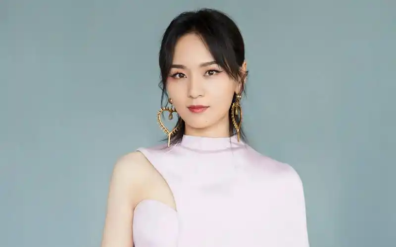 周笔畅musicradio中国top排行榜历年获奖及表演满贯